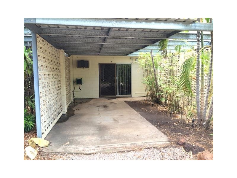 2/4 Winston Avenue, Stuart Park NT 0820