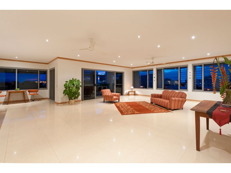 1/22 Harry Chan Avenue, Darwin NT 0800