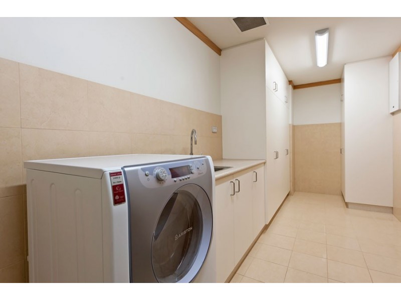 1/22 Harry Chan Avenue, Darwin NT 0800