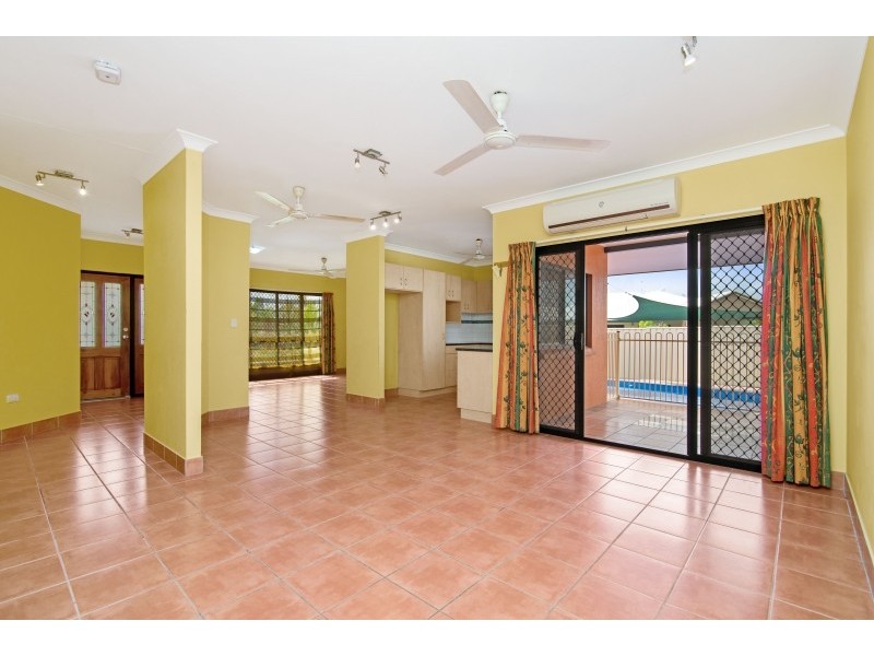 2 Magoffin Street, Farrar NT 0830