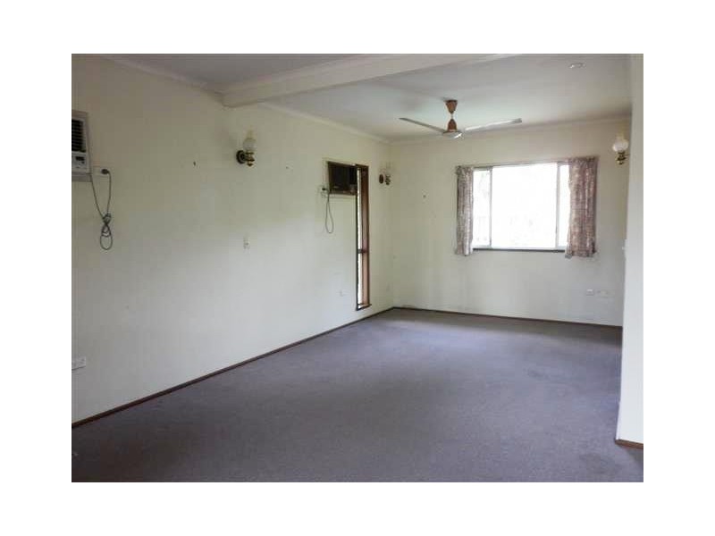 8 Aralia Street, Nightcliff NT 0810