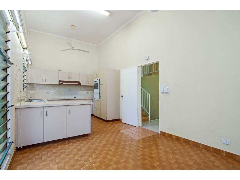 7 Howley Crescent, Anula NT 0812