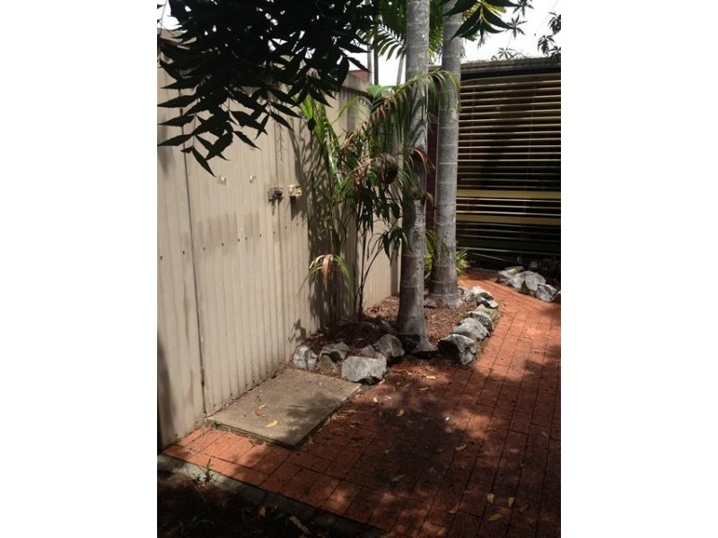 2/6 Abbott Crescent, Malak NT 0812