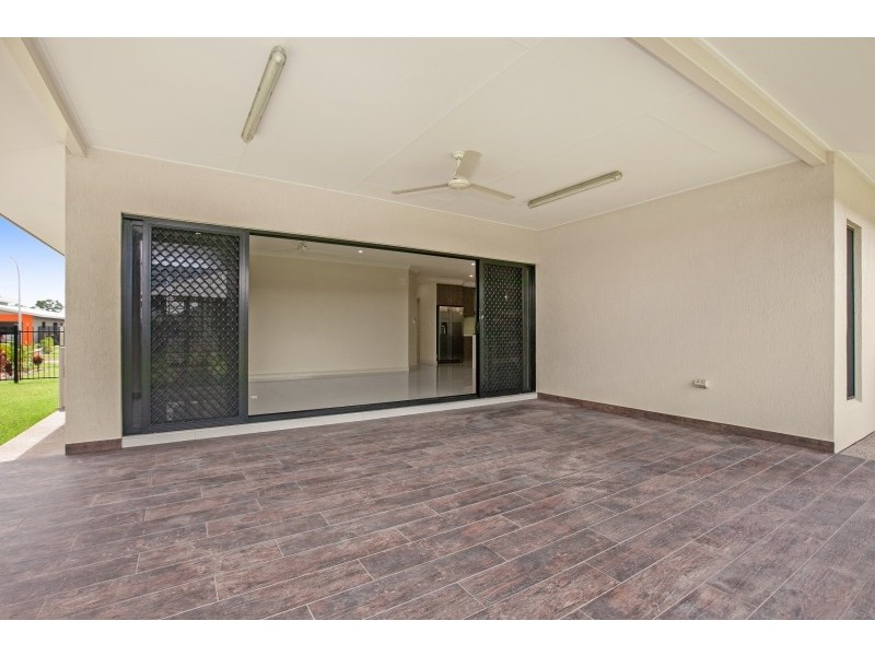 17 Barratt Street, Muirhead NT 0810