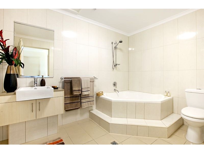 23/96 Woods Street, Darwin NT 0800