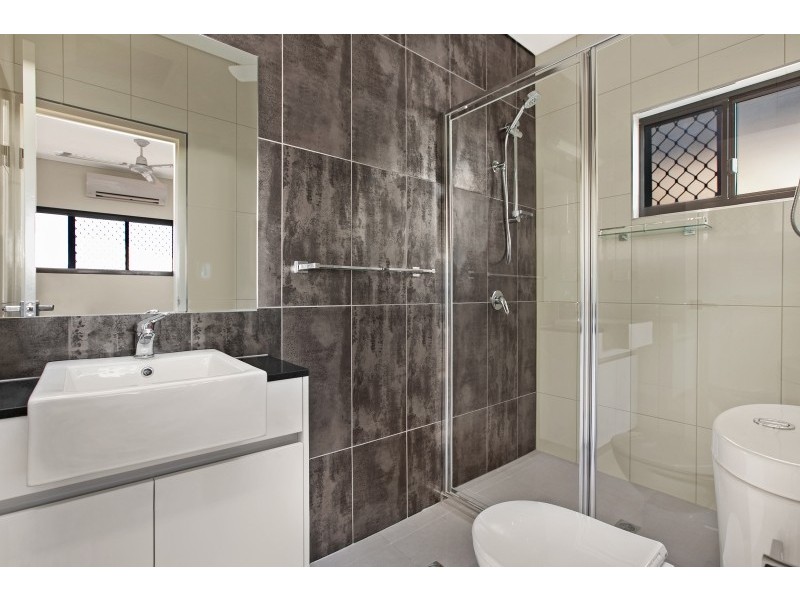 2/151 Lind Road, Johnston NT 0832