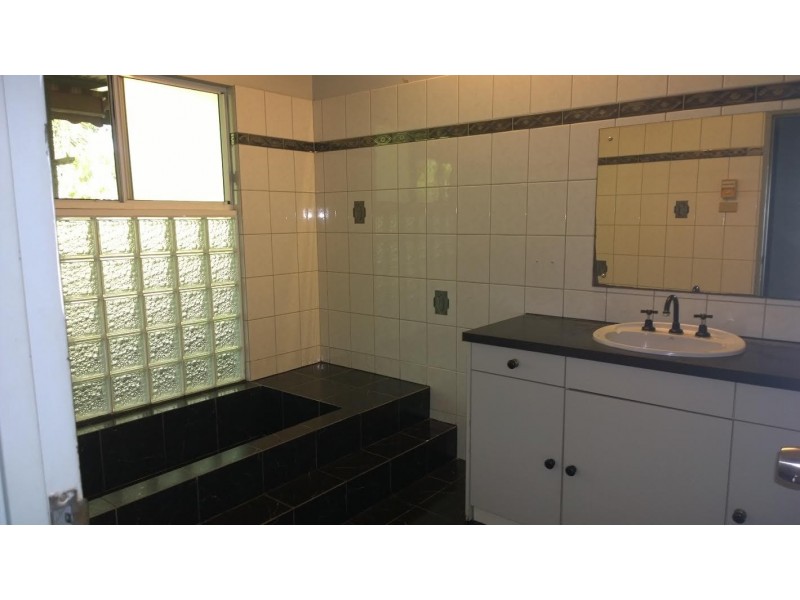 11 Campden Court, Gray NT 0830