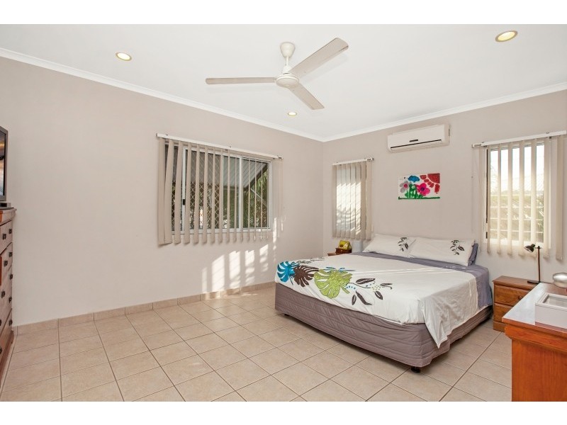10/5 St John Court, The Gardens NT 0820