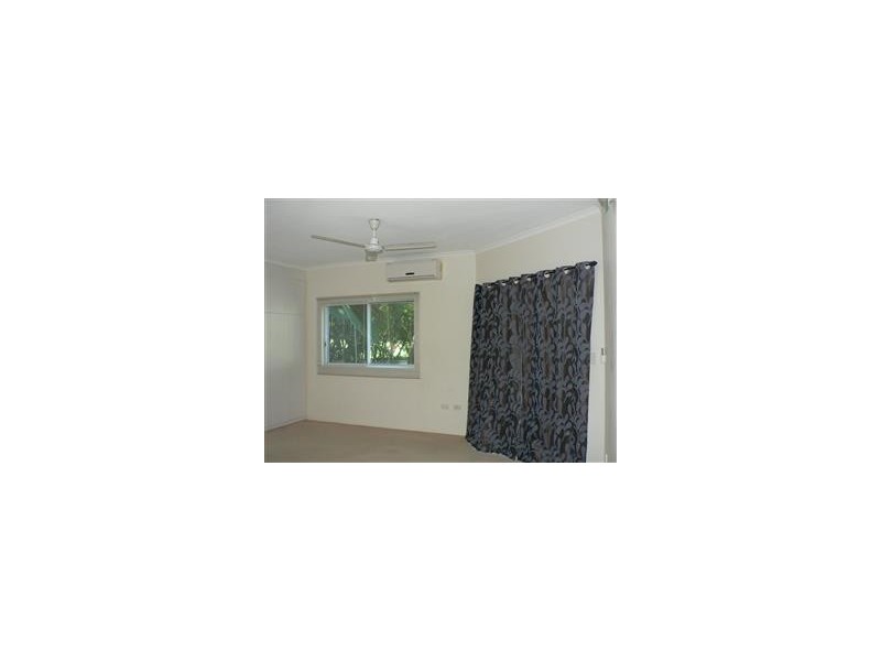 18/11 Chong Wee Avenue, Woolner NT 0820
