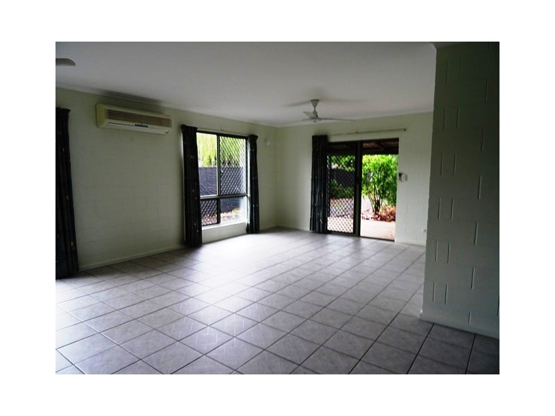 61 Zenith Circuit, Woodroffe NT 0830