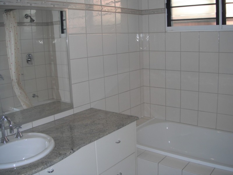 1/8 Sovereign Circuit, Coconut Grove NT 0810