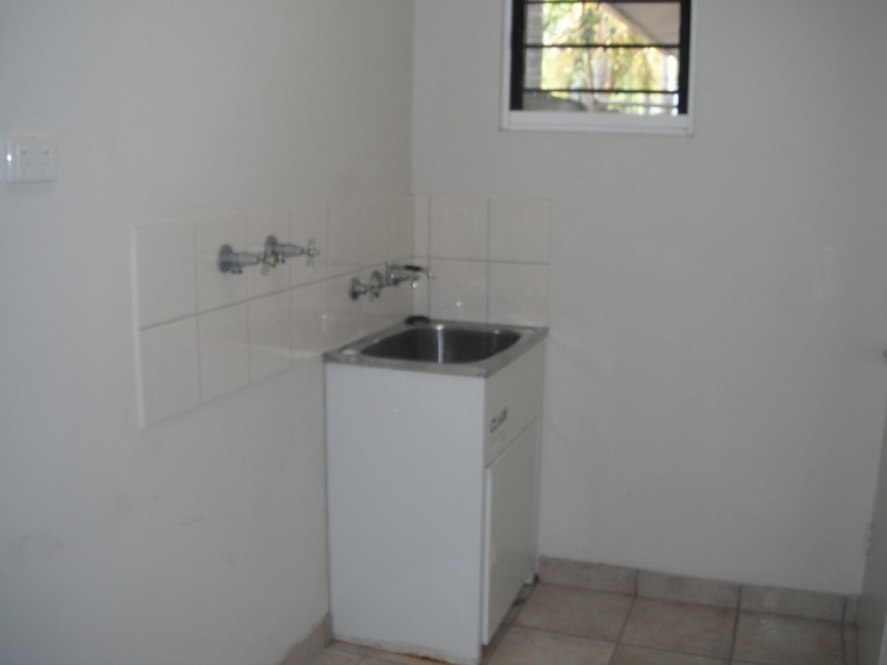 1/8 Sovereign Circuit, Coconut Grove NT 0810