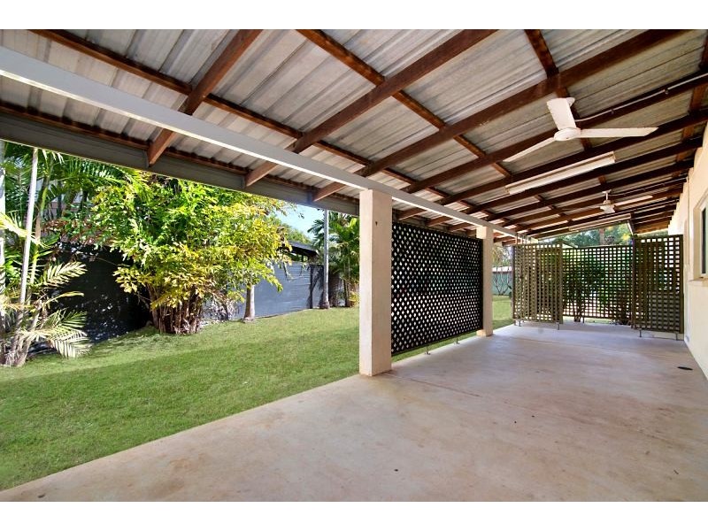 8 Azimuth Court, Woodroffe NT 0830