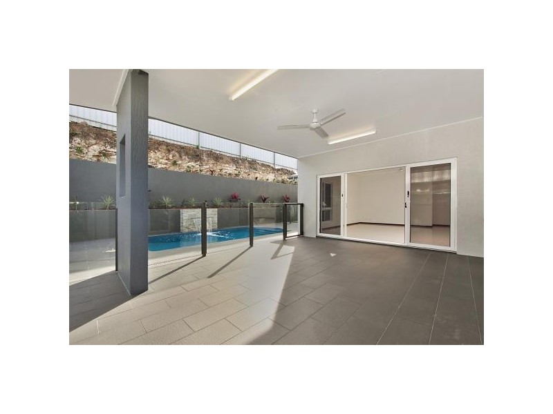 29 Villaflor Crescent, Woolner NT 0820