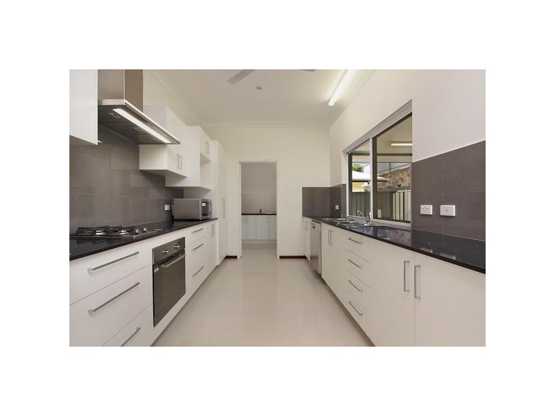 29 Villaflor Crescent, Woolner NT 0820