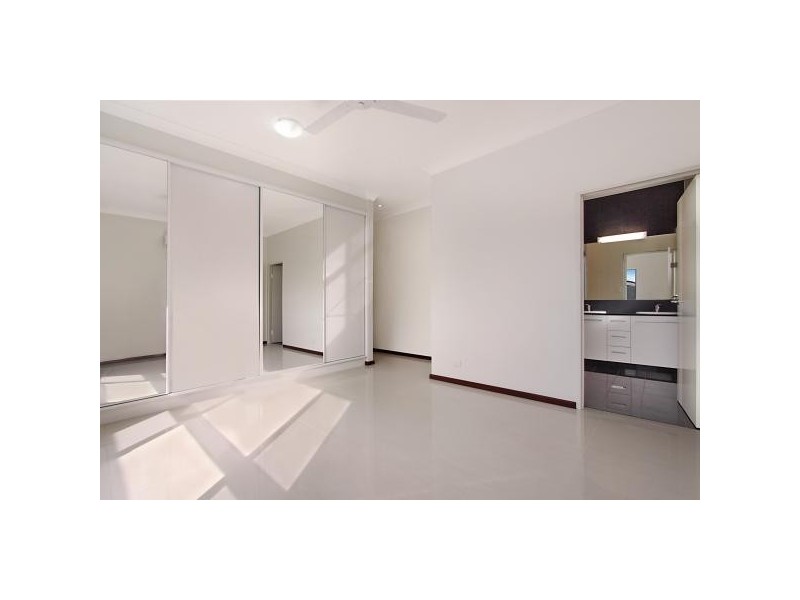 29 Villaflor Crescent, Woolner NT 0820