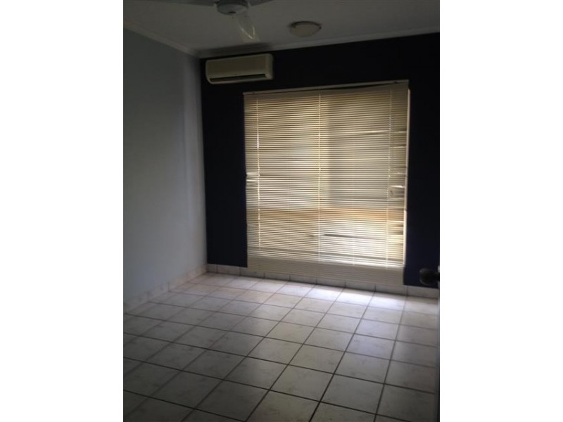 3/8 Lowe Court, Driver NT 0830