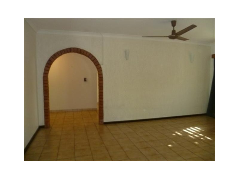 2/4 Edith Court, Leanyer NT 0812