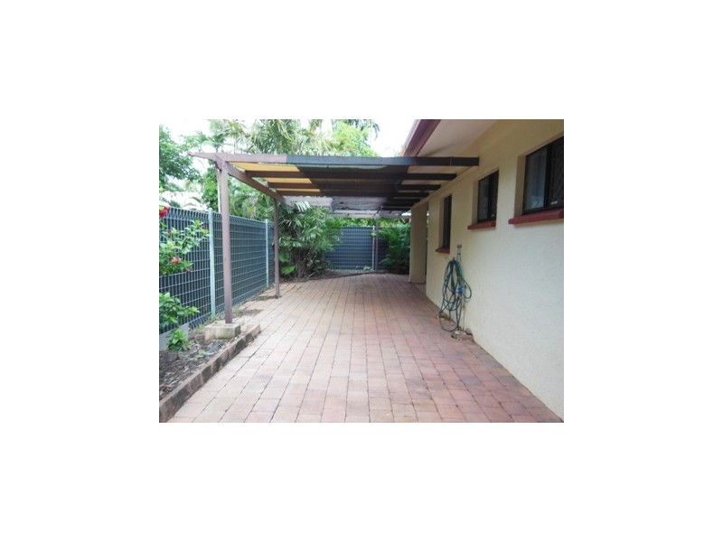 2/4 Edith Court, Leanyer NT 0812