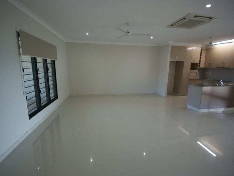 2/43 McAulay Street, Rosebery NT 0832