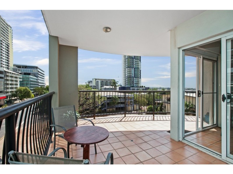14/28 Woods Street, Darwin NT 0800