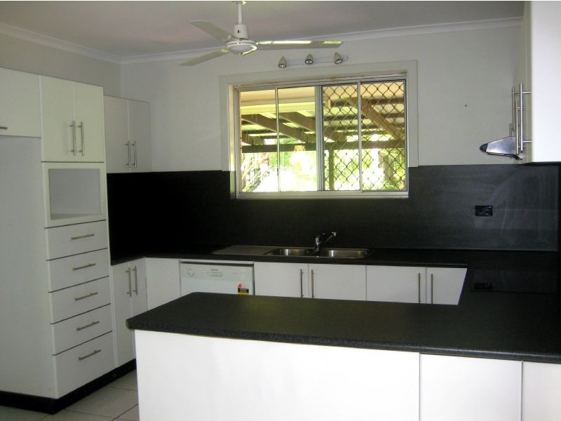 9 Edgeview Court, Leanyer NT 0812