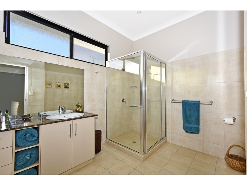 5 Castlemaine Close, Bayview NT 0820