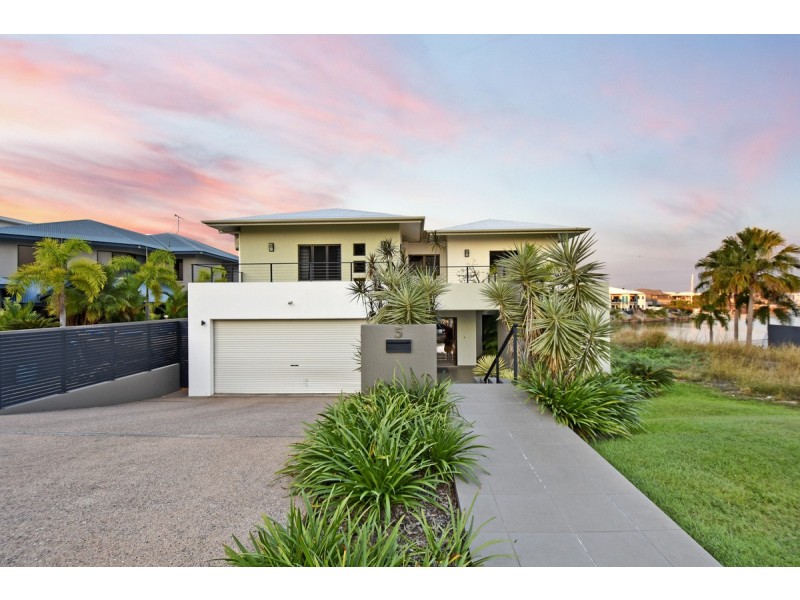 5 Castlemaine Close, Bayview NT 0820