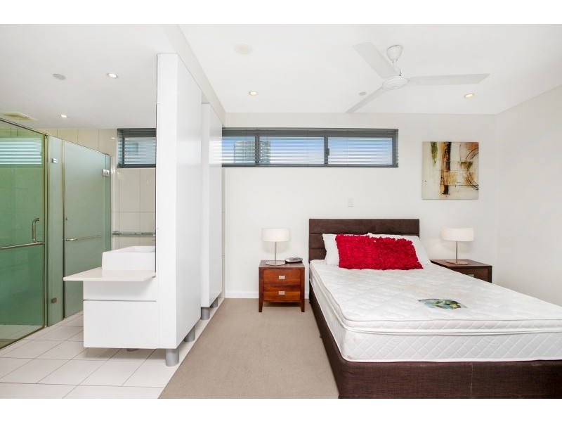 9014/27 Woods Street, Darwin NT 0800