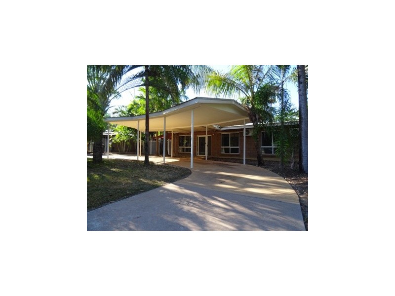 65 Hannibal Crescent, Gray NT 0830