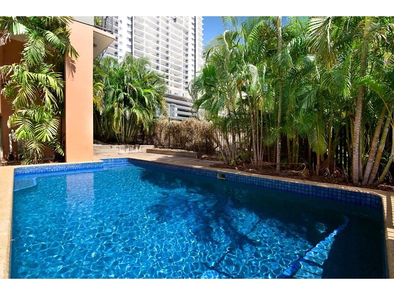16/28 Woods Street, Darwin NT 0800