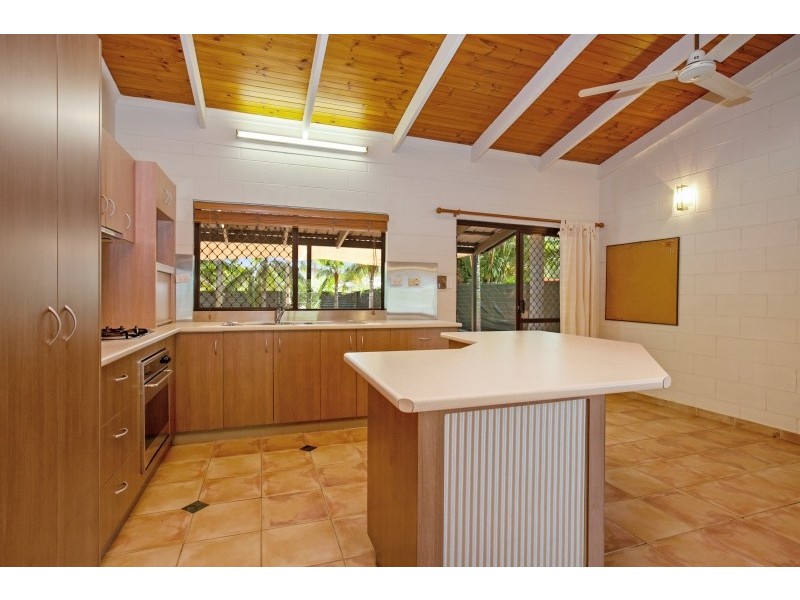 15 Compass Court, Woodroffe NT 0830