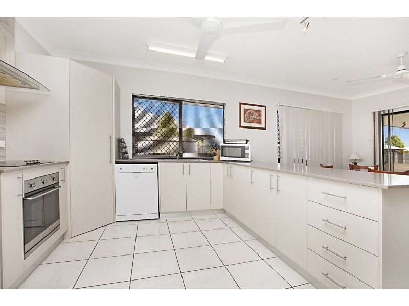 28 Richards Crescent, Rosebery NT 0832