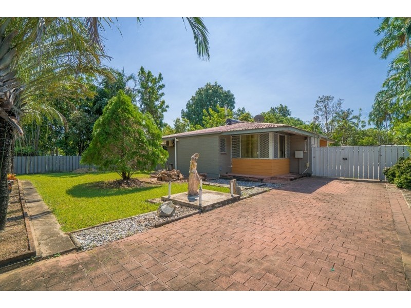 17 Kafcaloudes Crescent, Moulden NT 0830