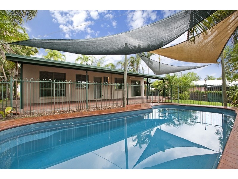 2 Lobelia Court, Rosebery NT 0832