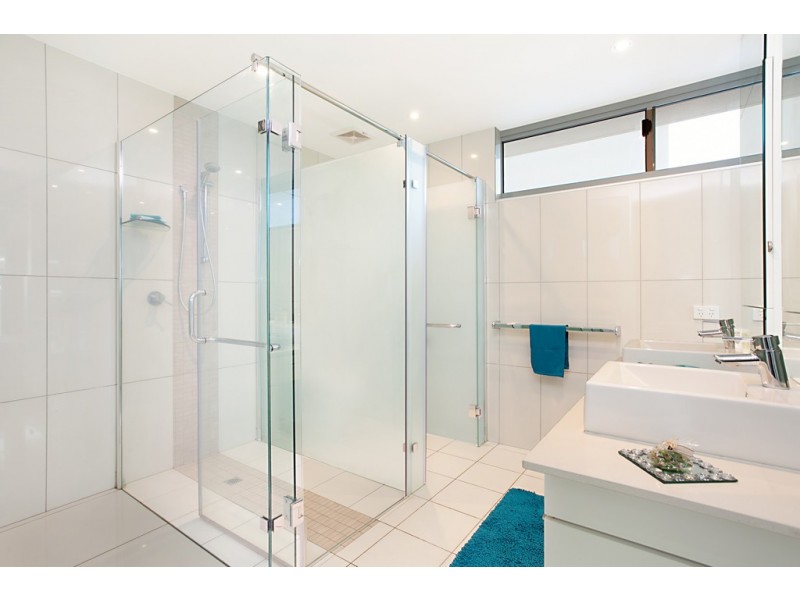 1730/27 Woods Street, Darwin NT 0800