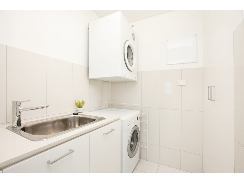1730/27 Woods Street, Darwin NT 0800