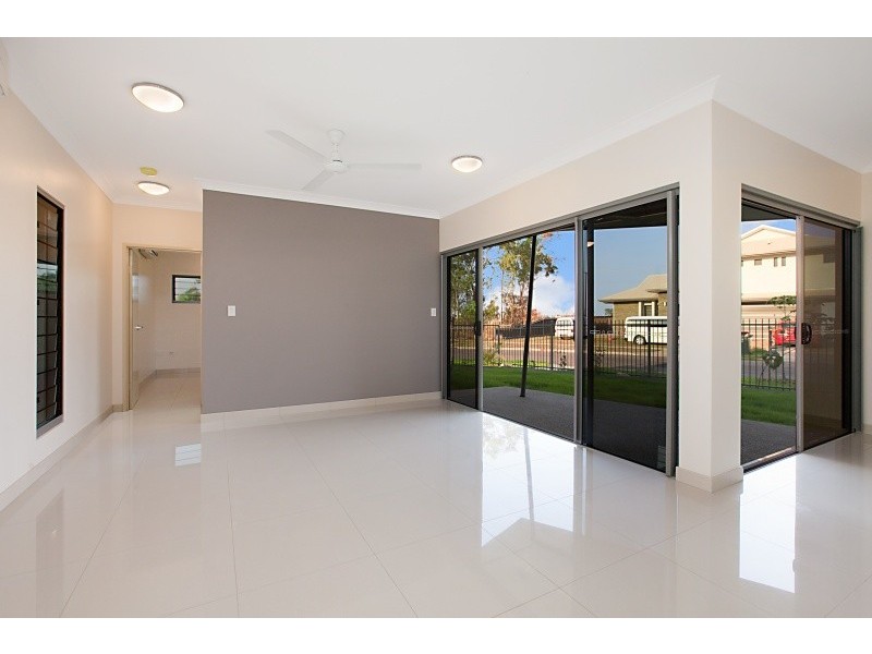 1/30 Matla Crescent, Lyons NT 0810