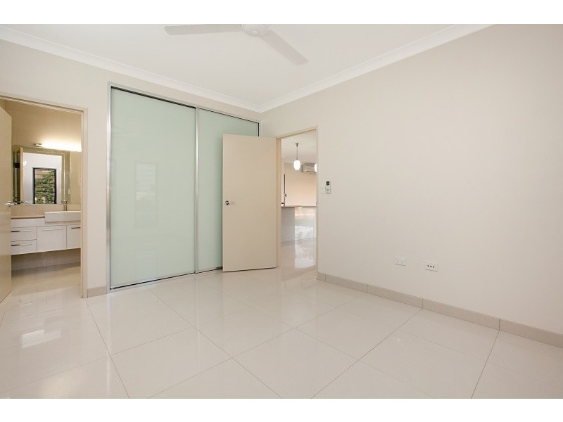 1/30 Matla Crescent, Lyons NT 0810