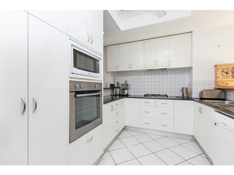 2/8 Gardens Road, The Gardens NT 0820