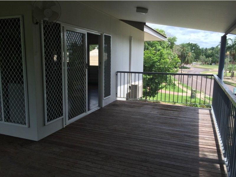 18 Woodlake Boulevard, Durack NT 0830