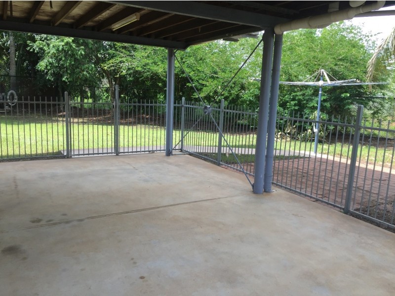 18 Woodlake Boulevard, Durack NT 0830