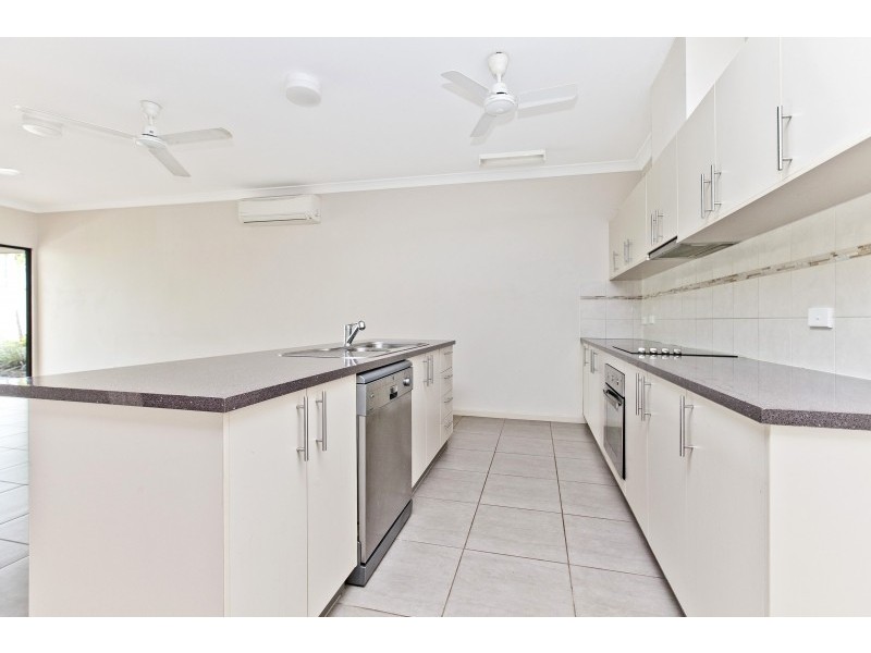 8/12 Duwun Raod, Rosebery NT 0832