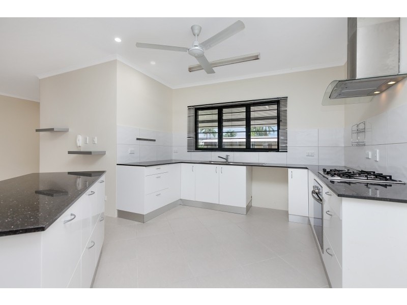 2/12 Goodall Court, Rosebery NT 0832