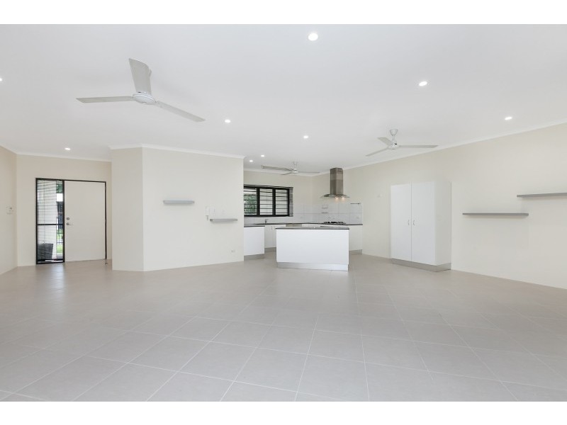 2/12 Goodall Court, Rosebery NT 0832
