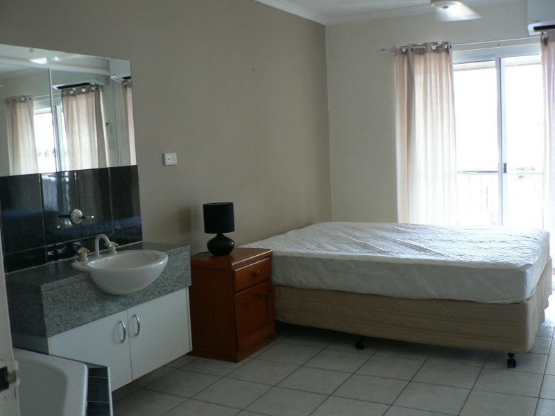 80/21 Cavenagh Street, Darwin NT 0800