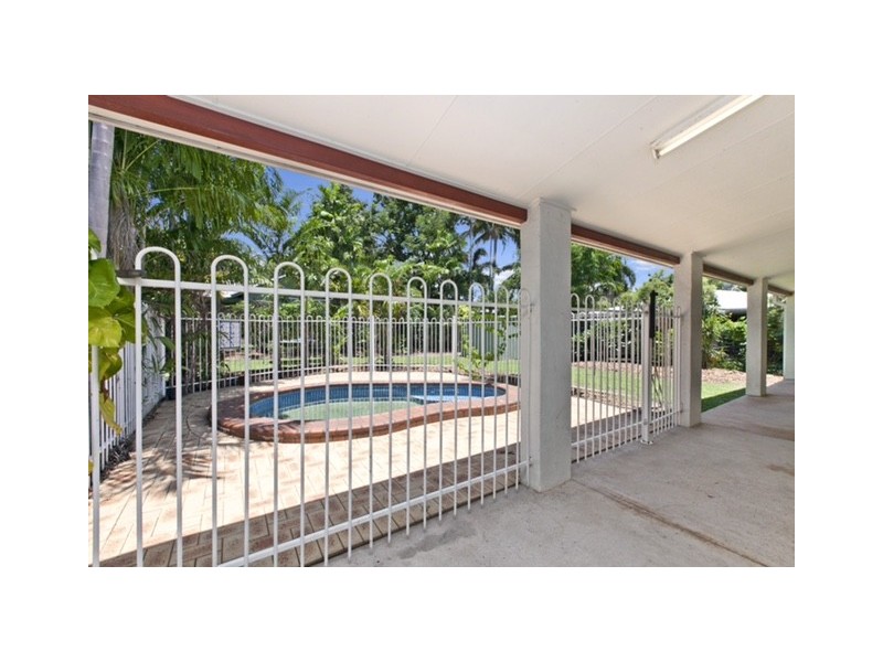 51 Sibbald Crescent, Woodroffe NT 0830