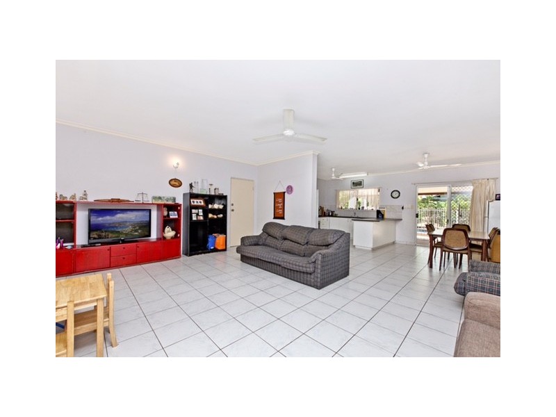 51 Sibbald Crescent, Woodroffe NT 0830