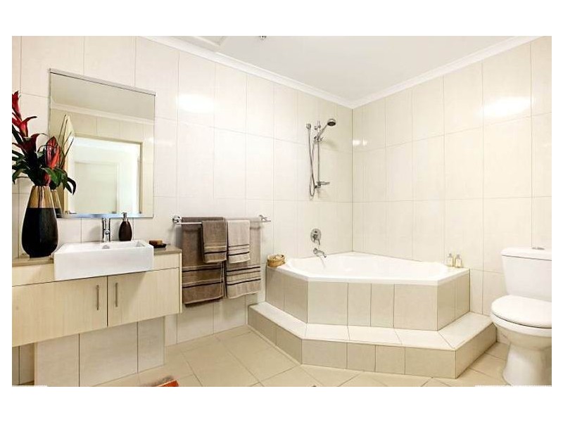 23/96 Woods Street, Darwin NT 0800