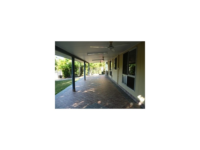 4 Hodgson Drive, Leanyer NT 0812